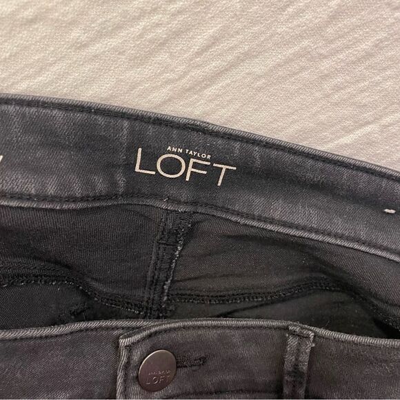 Ann Taylor Faded Black Wash Curvy Super Skinny Jeans Size 28 Size 6 - Picture 5 of 9